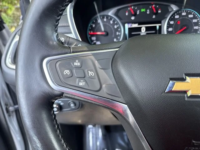 Used 2018 Silver Chevrolet Premier image 17