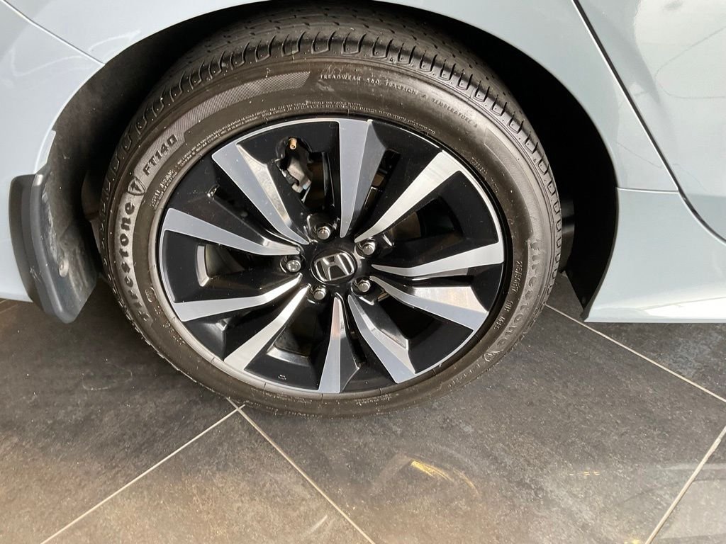 Used 2023  Honda EX image 8