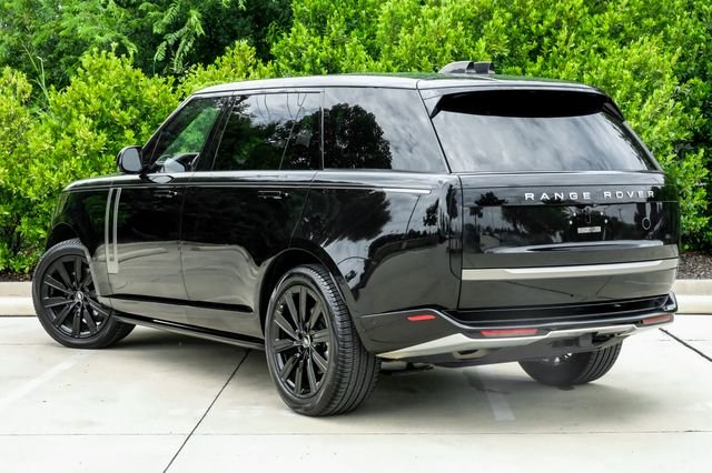 Used 2023 Black Land Rover SE image 15