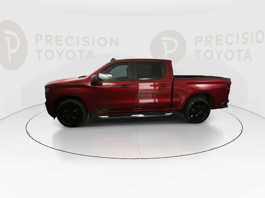 Used 2019 Cajun Red Tintcoat Chevrolet Custom image 10