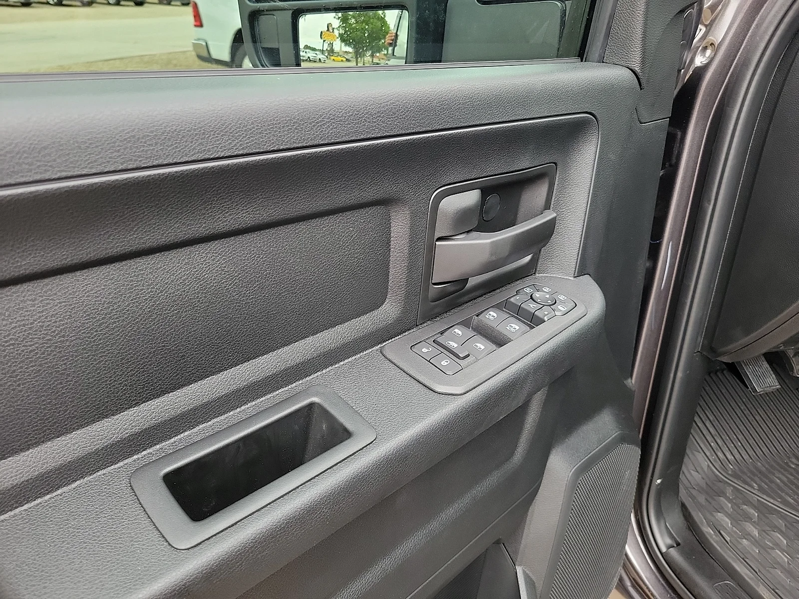 New 2026 PAU Granite Cry Ram WARLOCK CREW CAB 4X4 6