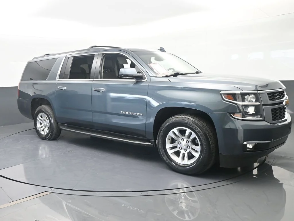 Used 2020 Shadow Gray Metallic Chevrolet LT image 7