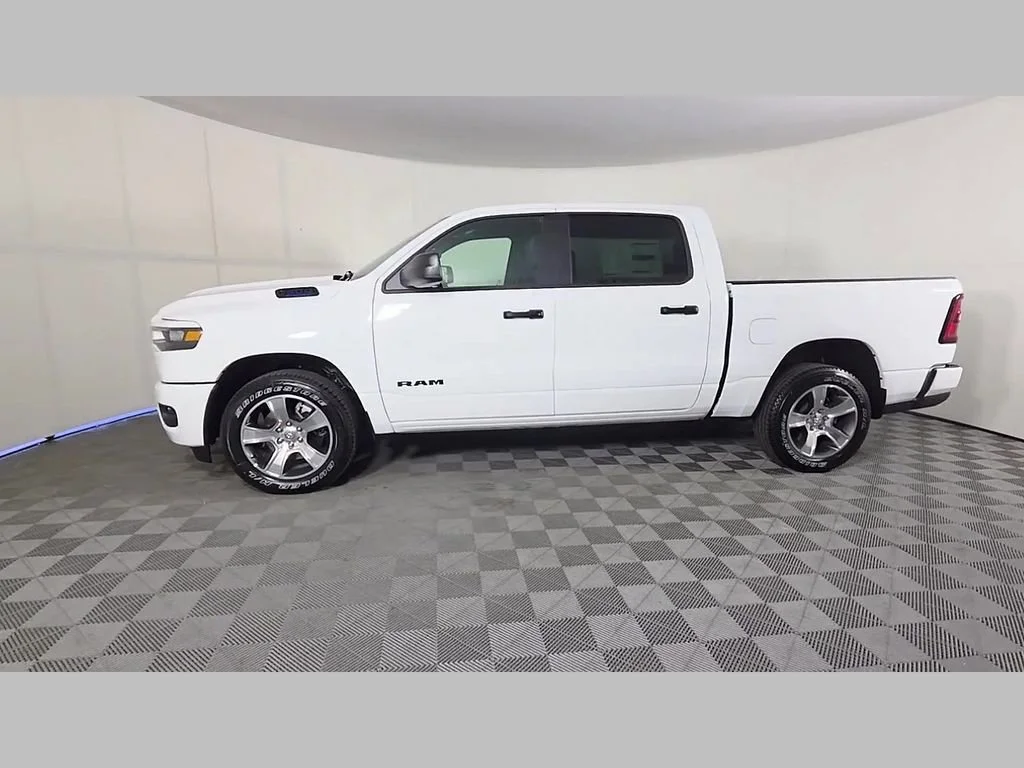 New 2026 Bright White Clear-Coat Exterior Paint RAM Express image 32