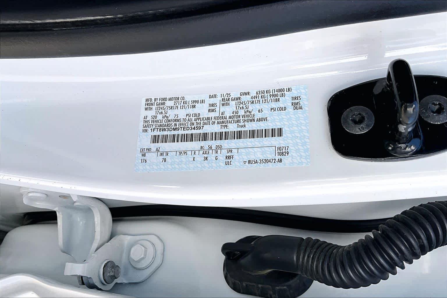Used 2026 Star White Metallic Tri-Coat Ford Platinum image 33