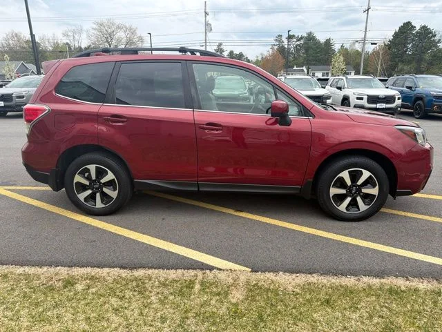 Used 2017 Red Subaru 2.5i Limited image 4