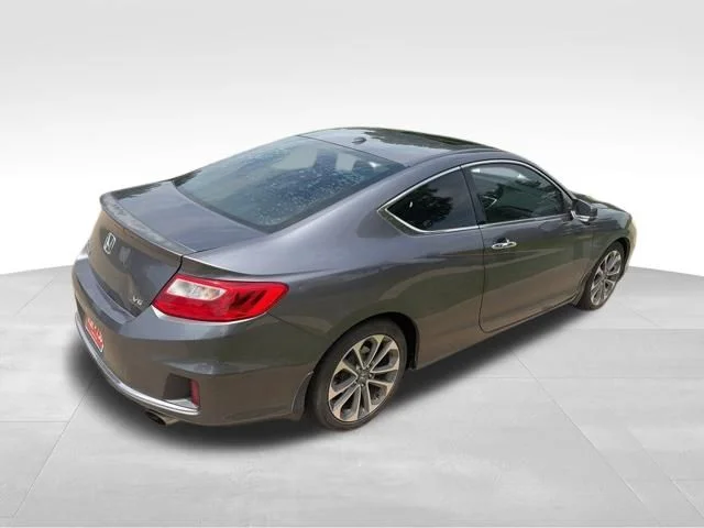 Used 2015  Honda EX-L image 3