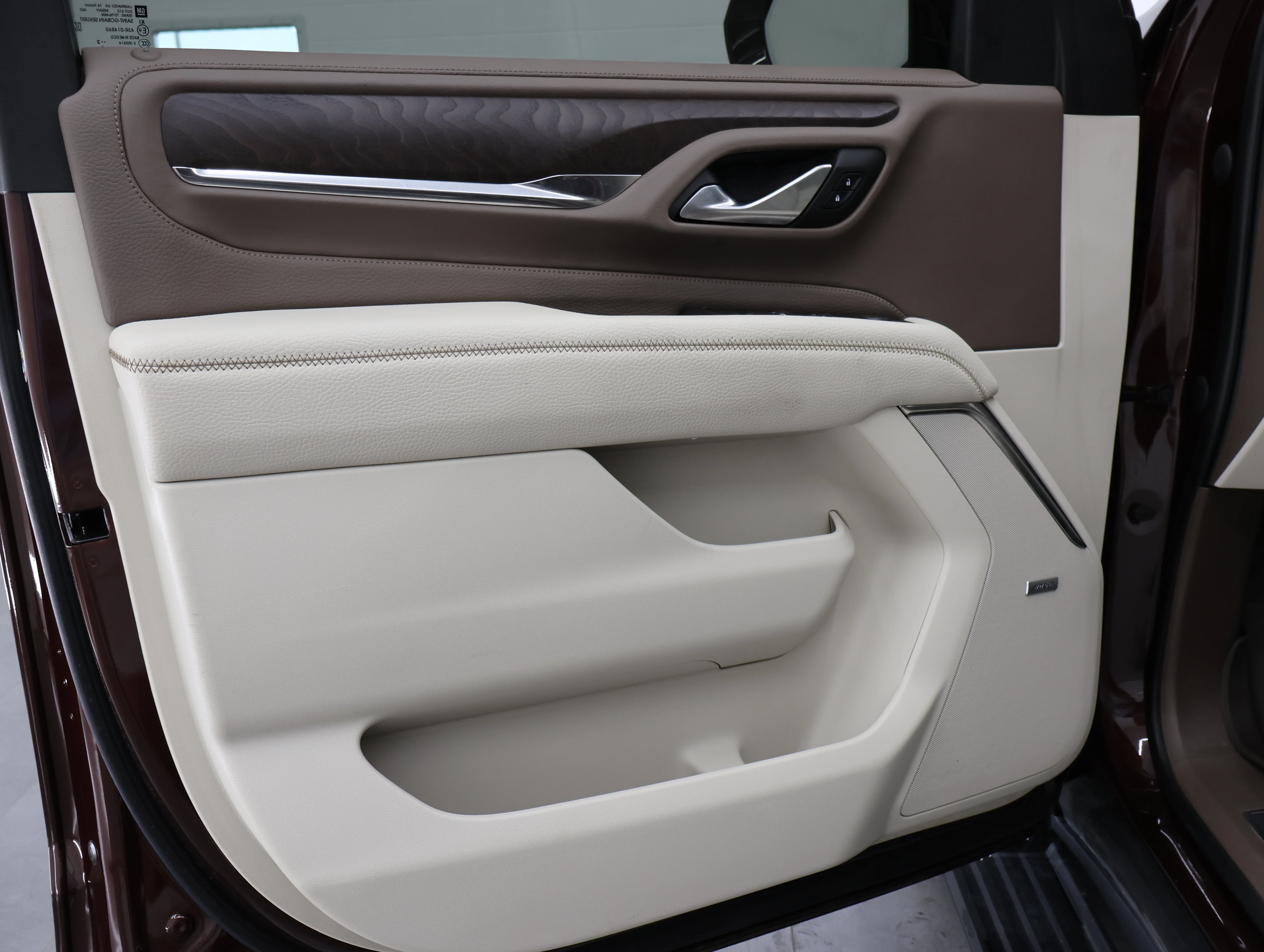 Used 2022 Redwood Metallic GMC Denali image 44