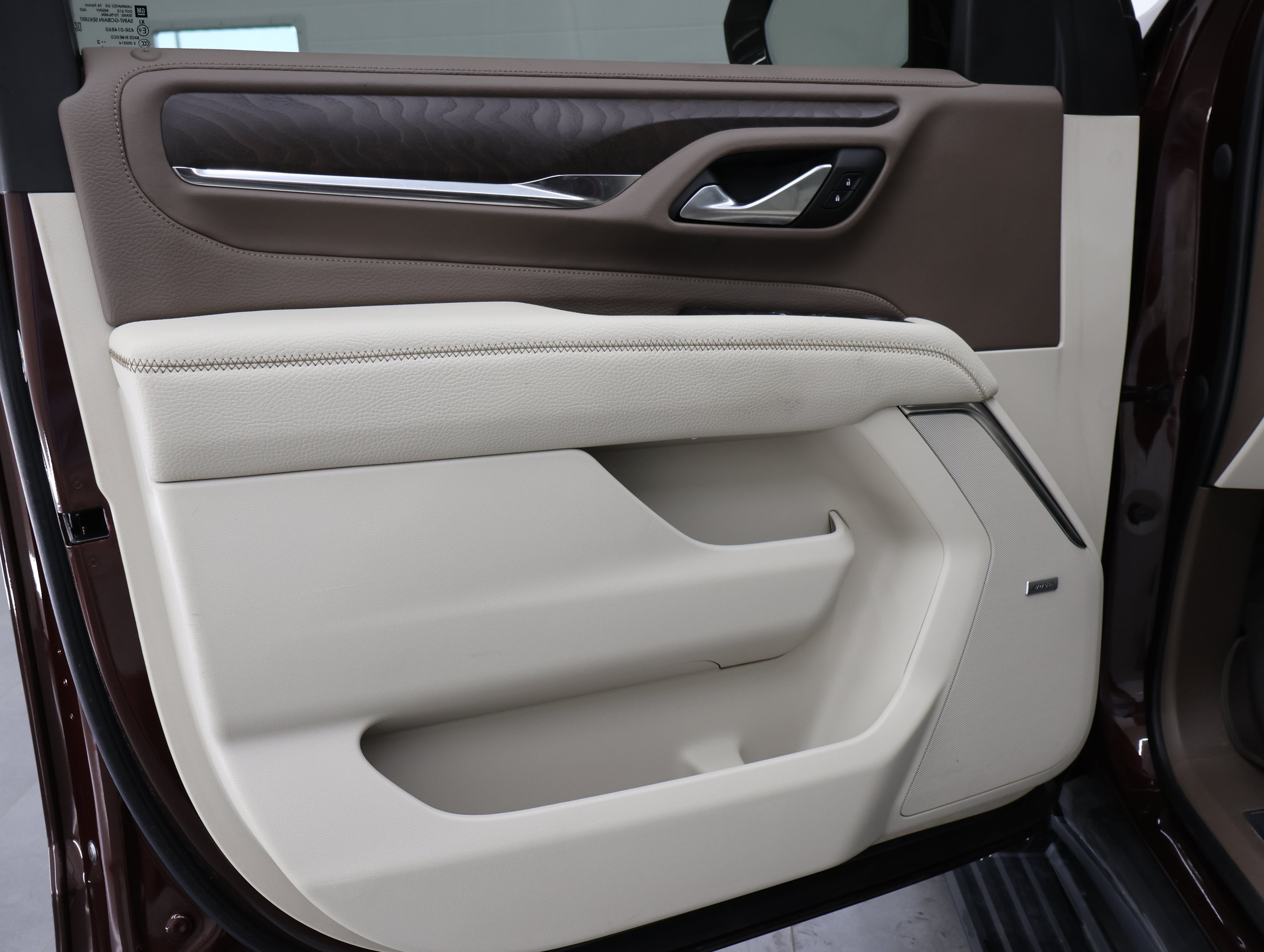 Used 2022 Redwood Metallic GMC Denali image 44