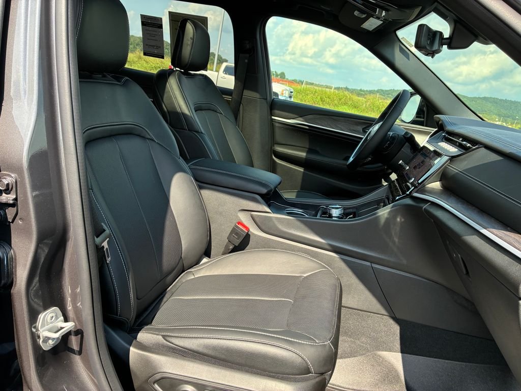 Used 2026 Gray Jeep Limited Reserve image 22