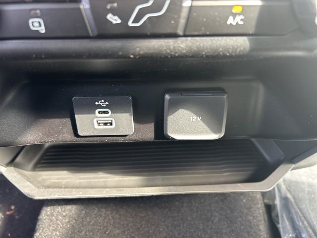 New 2026 Oxford White Ford F-250® XL image 18