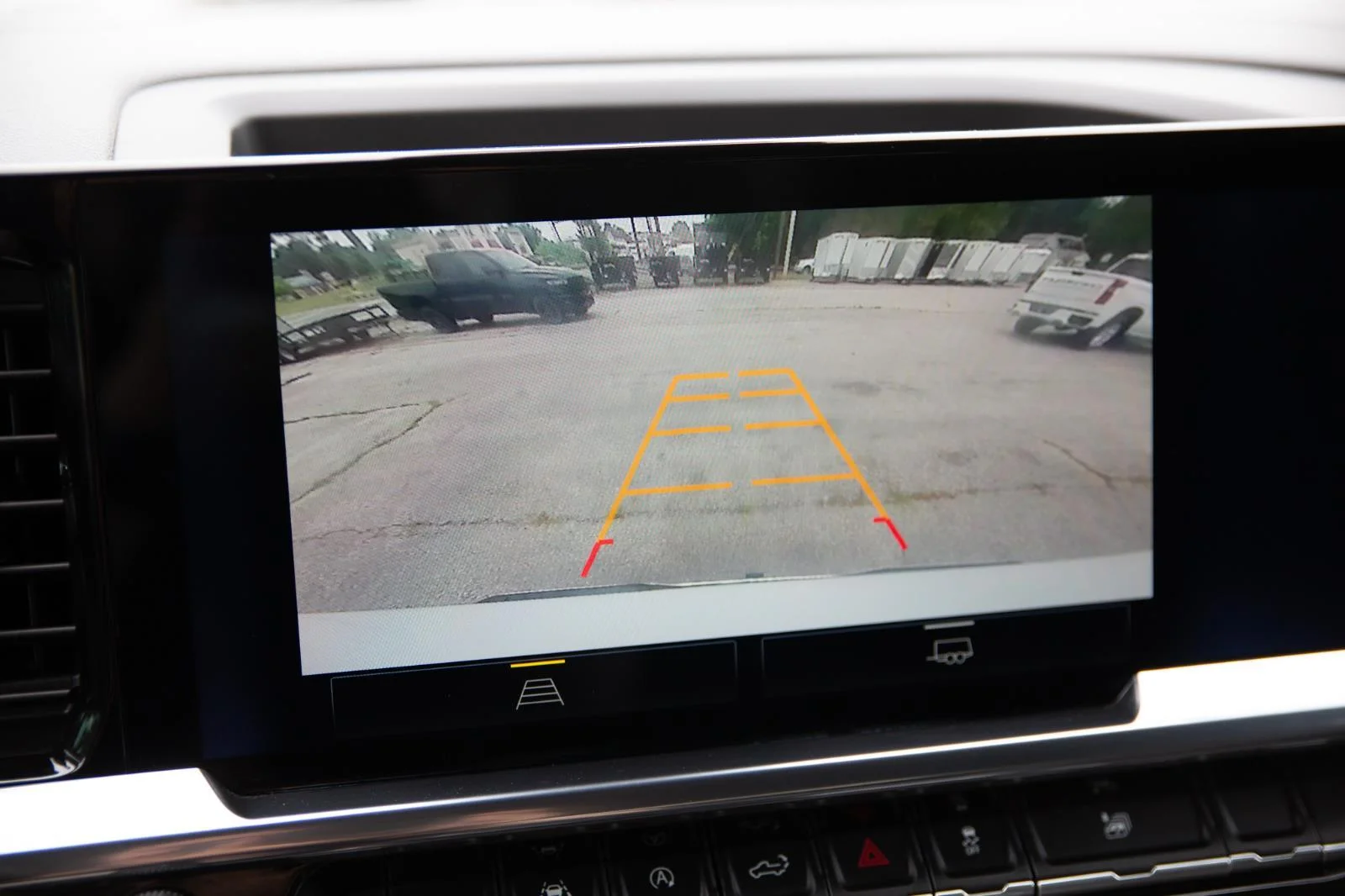 Used 2024 Summit White Chevrolet RST image 18