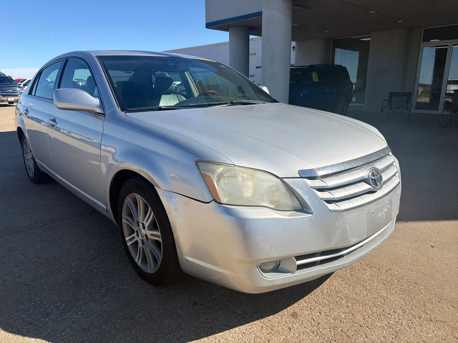 Used 2007 Toyota Avalon Limited with VIN 4T1BK36BX7U172886 for sale in Eureka, IL
