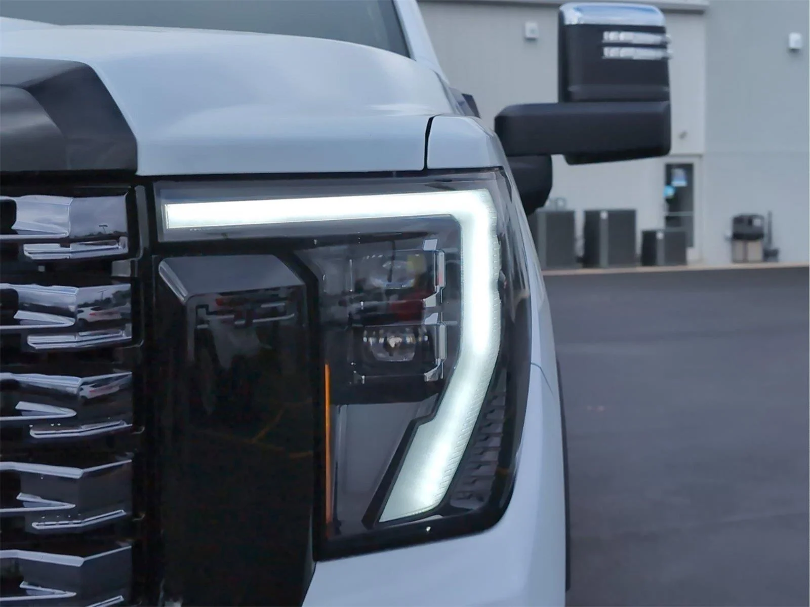 New 2026 Glacier White Tricoat GMC Denali Ultimate image 26