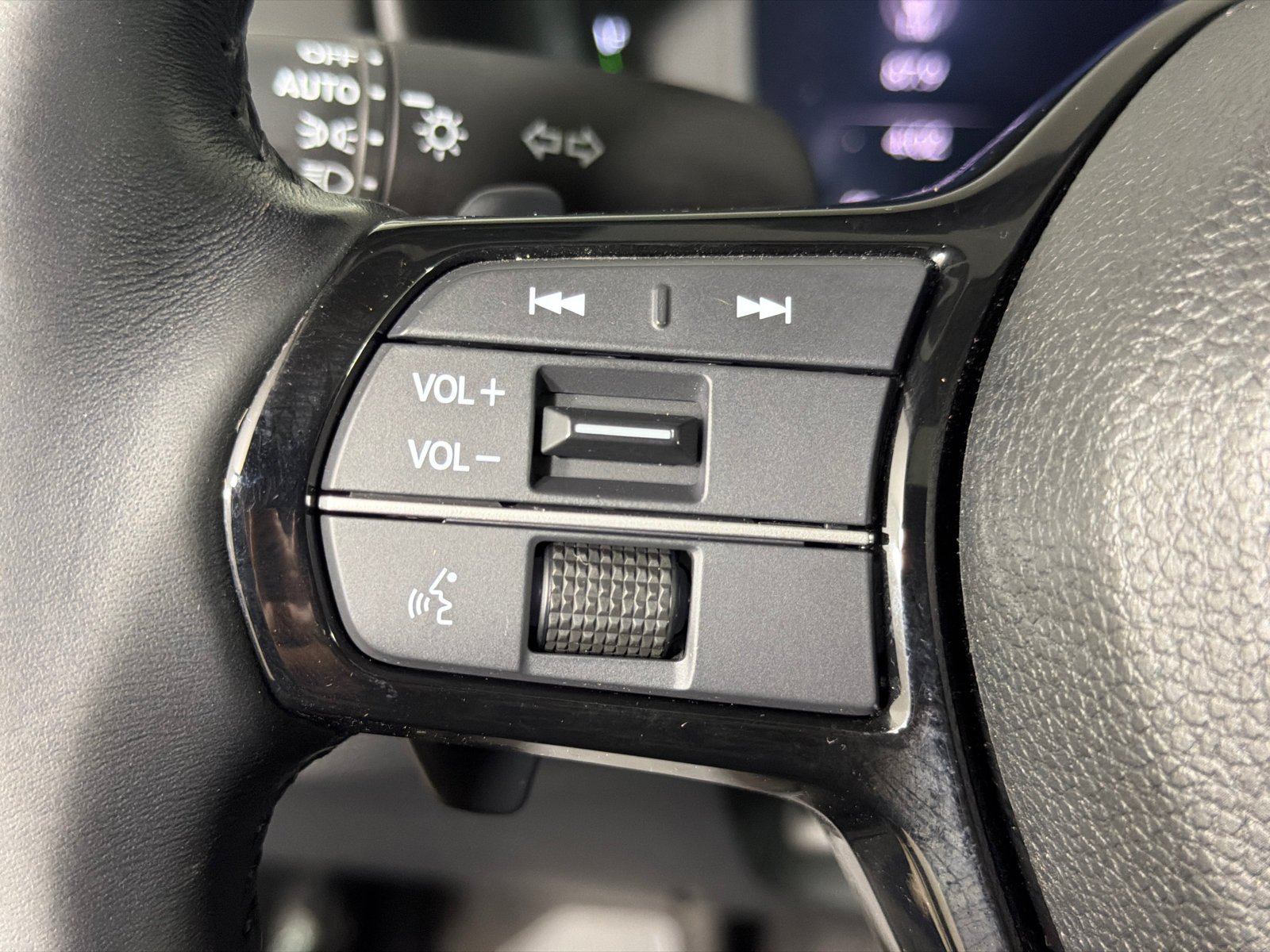 Used 2023 Canyon River Blue Metallic Honda Touring image 26