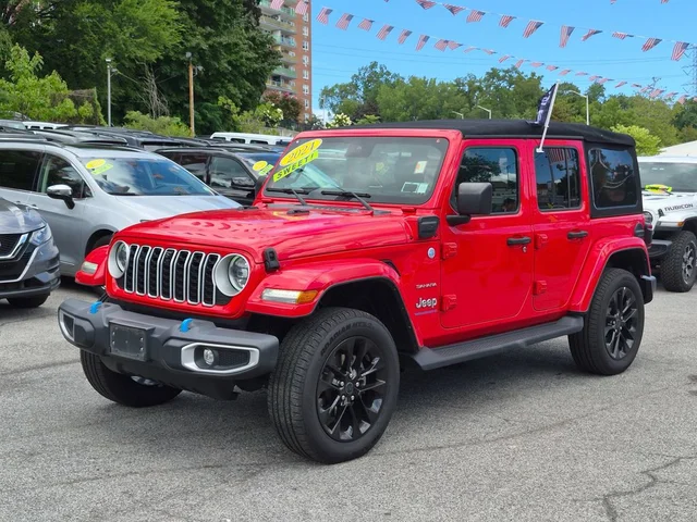 2024 Jeep Wrangler Sahara 4xe