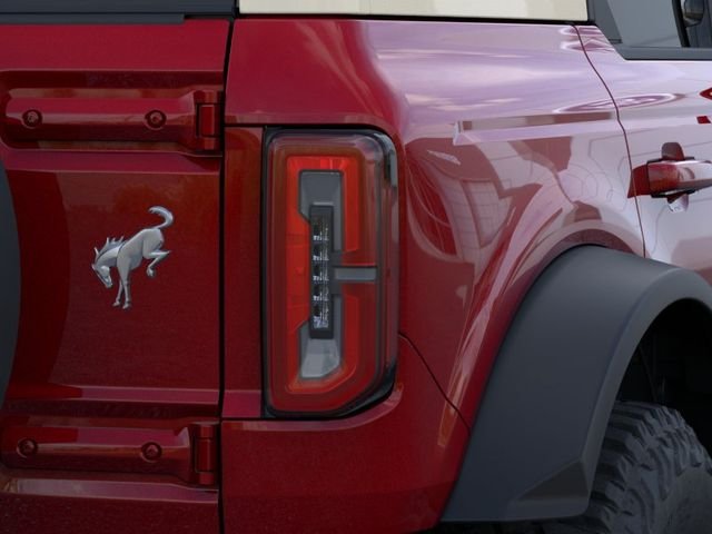 New 2026 Ruby Red Metallic Tinted Clearcoat Ford Outer Banks® image 23