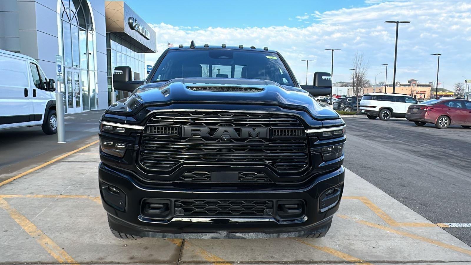 2025 RAM 2500 Laramie - Photo 7