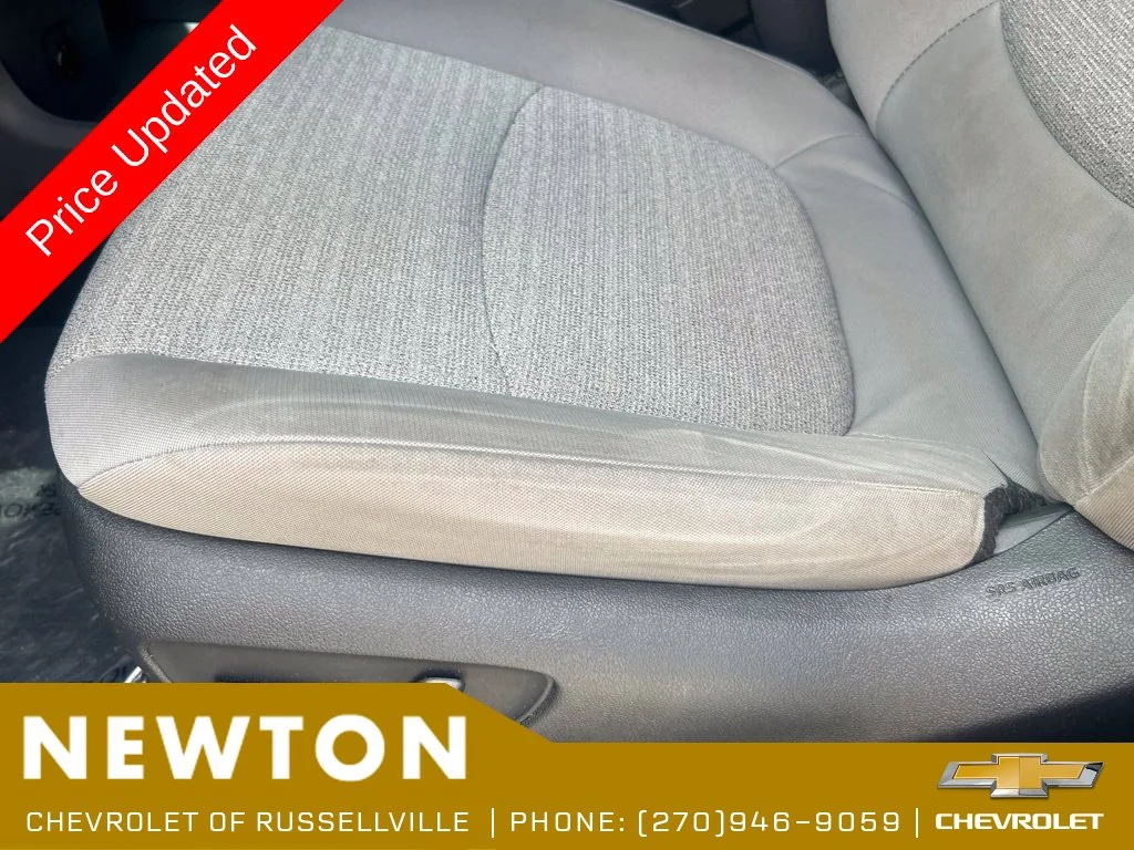 Used 2022 Gray Toyota LE image 6