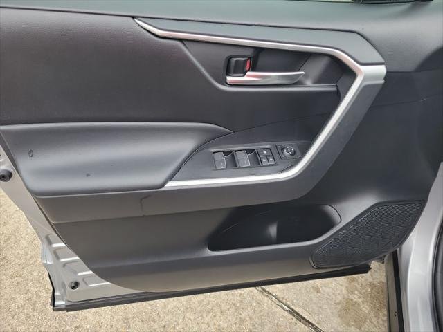 Certified Used 2023 SILVER SKY METALLIC Toyota  image 11