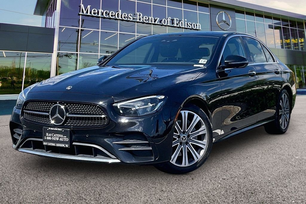2022 Mercedes-Benz E-Class E350 - Photo 6
