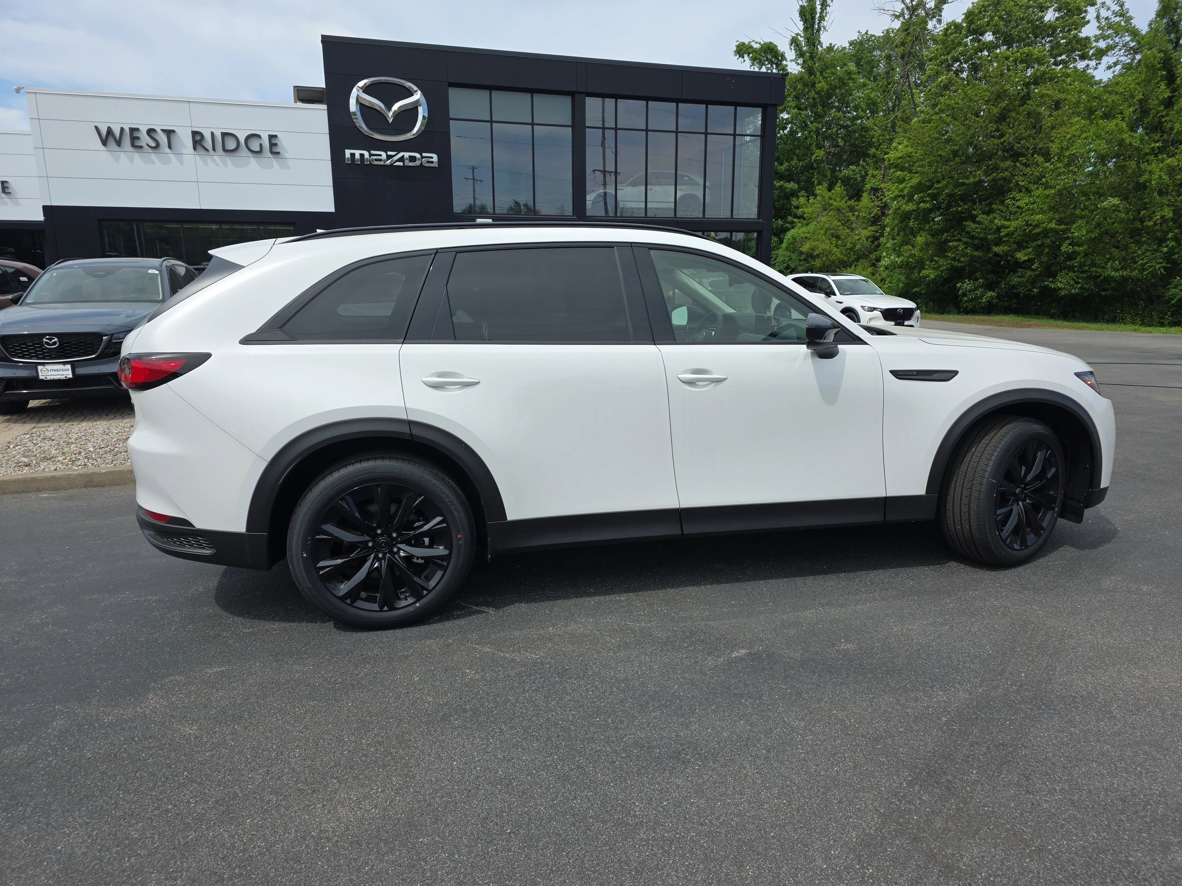 New 2026 Rhodium White Premium Mazda 3.3 Turbo Premium Sport AWD image 9