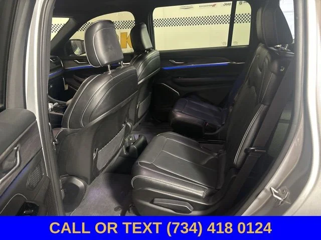 Used 2023 Silver Jeep Overland image 28