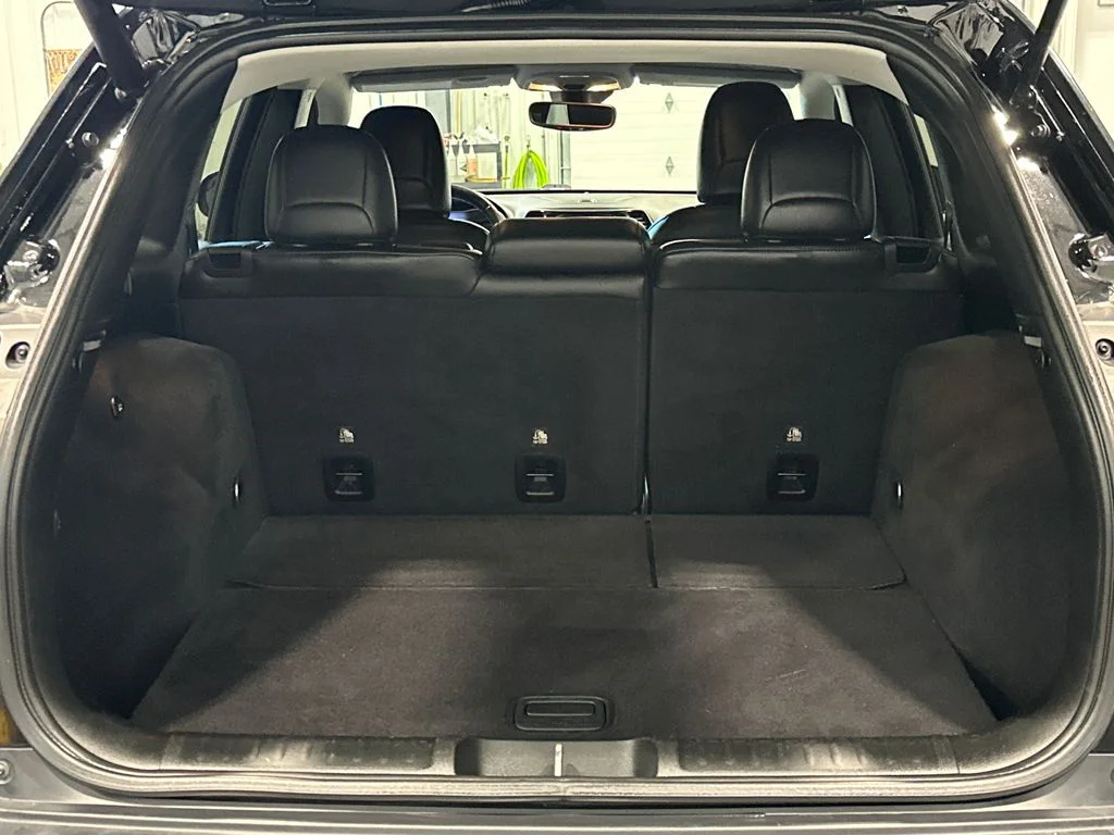 Used 2019 Black Jeep Limited image 32