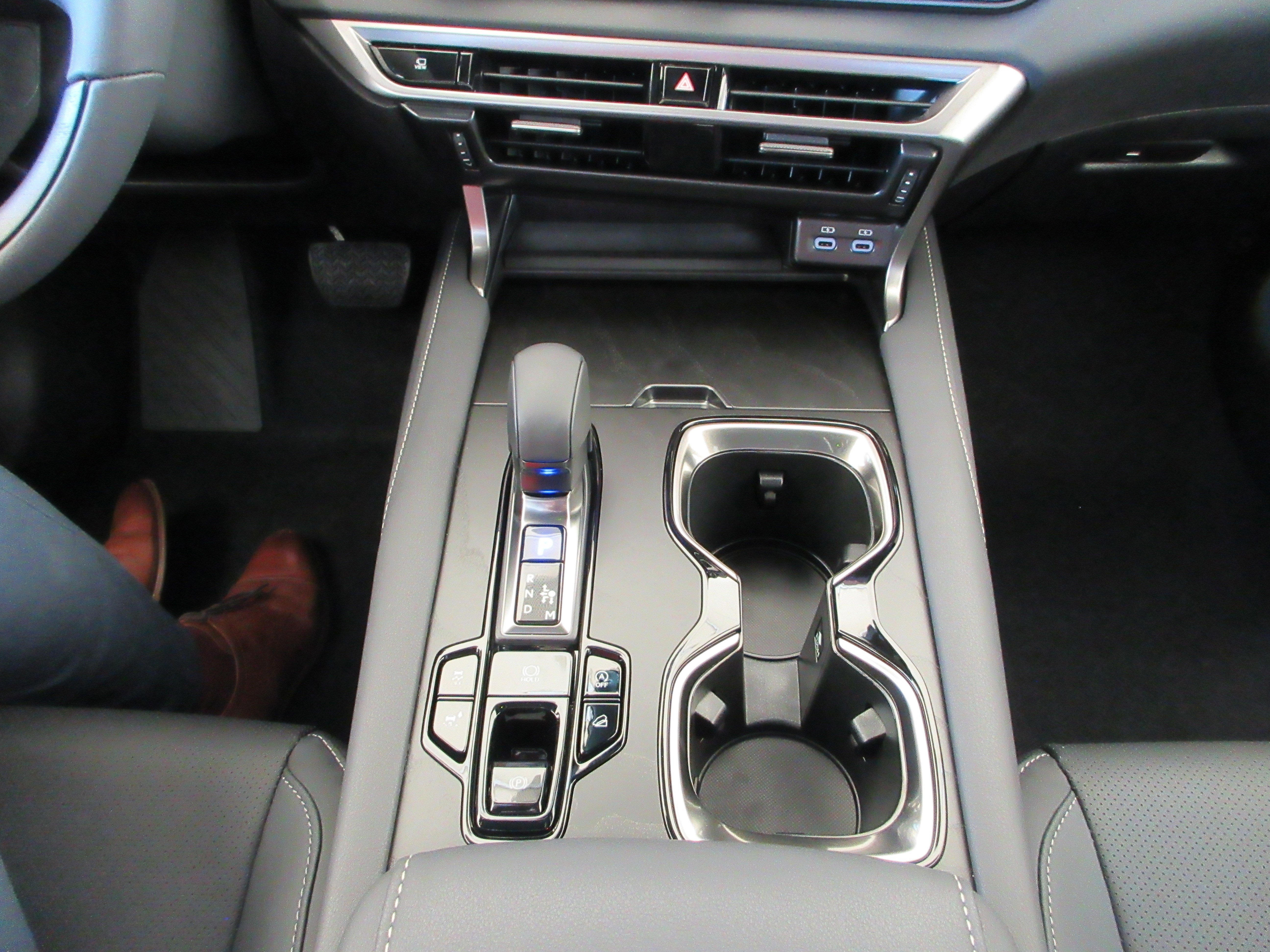 New 2026 Nori Green Pearl Lexus PREMIUM image 41