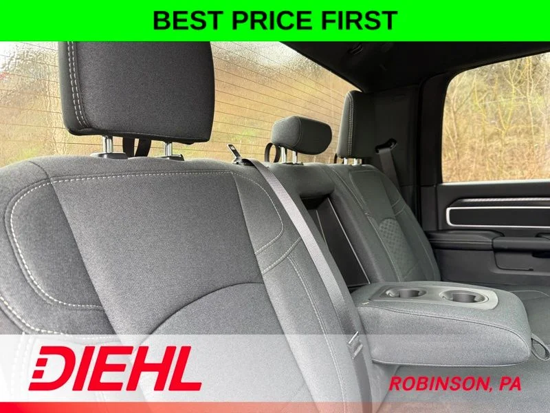 New 2026 Diamond Black Crystal Pearl-Coat Exterior Paint RAM Big Horn image 13