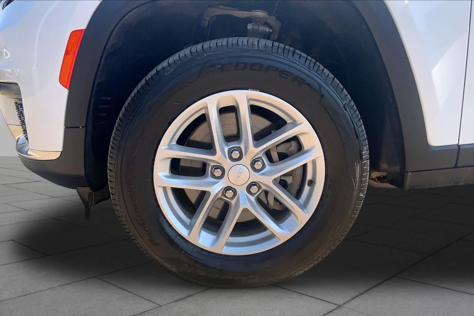 Certified Used 2023 Bright White Clearcoat Jeep Laredo image 11