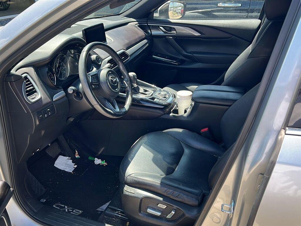 Used 2018 Sonic Silver Metallic Mazda Grand Touring image 5