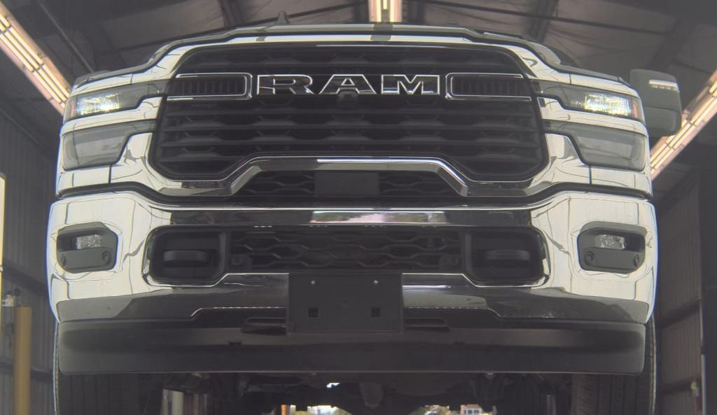 Used 2025 RAM Ram 2500 Pickup Big Horn with VIN 3C6UR5DJ3SG567171 for sale in Kansas City
