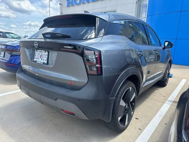 Used 2025 Gray Nissan SR image 4