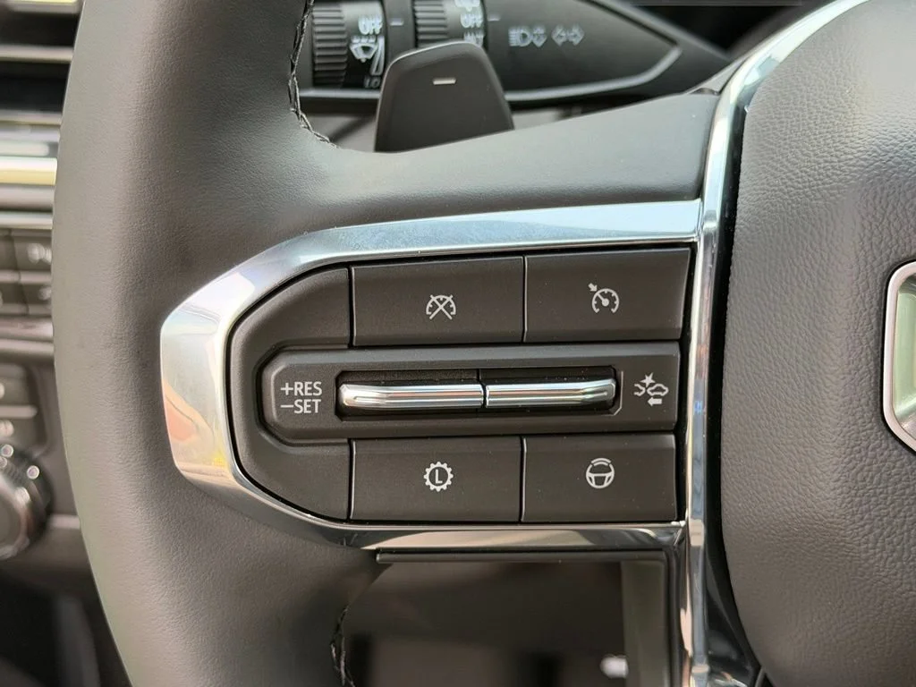 2026 GMC Yukon XL Denali - Photo 11