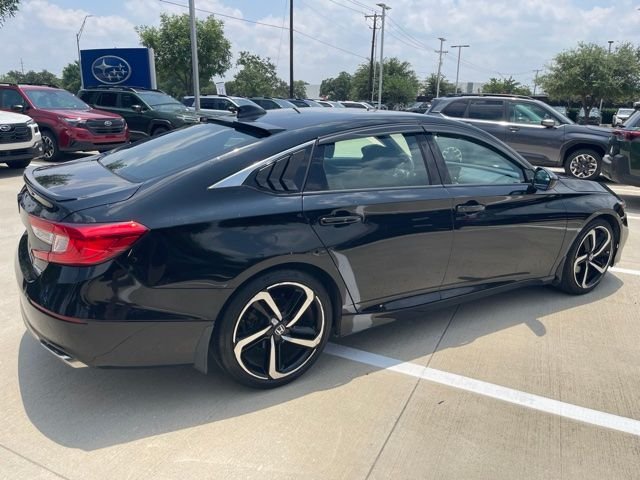 Used 2019  Honda Sport image 3
