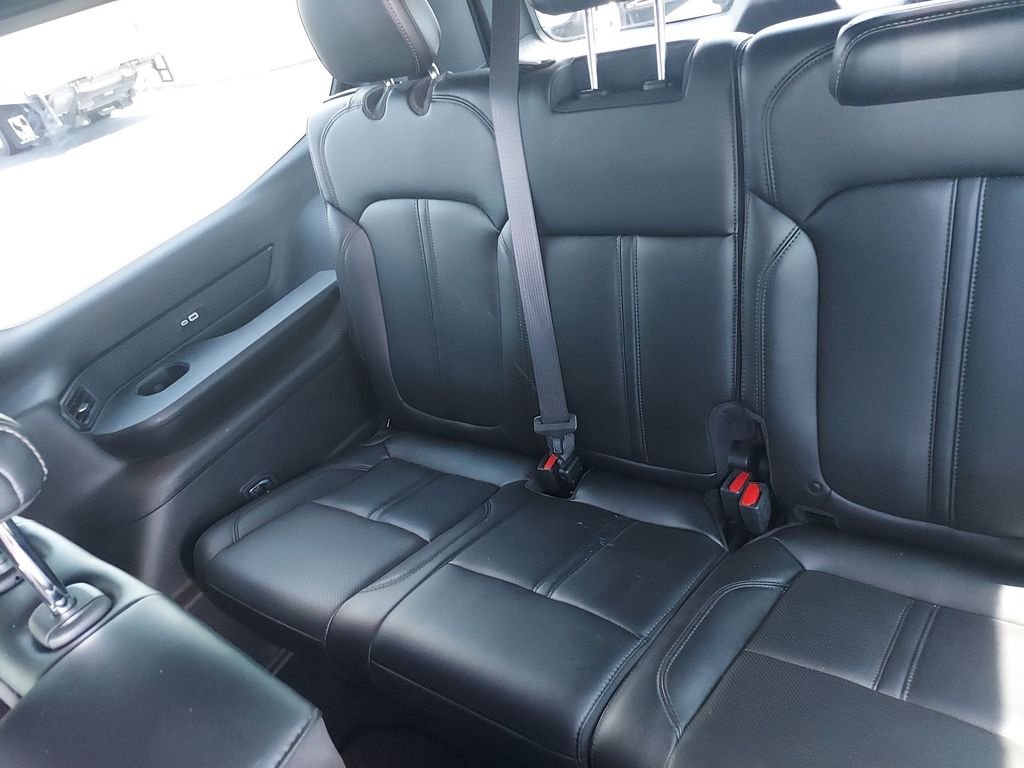 Used 2023 Gray Jeep Base image 30