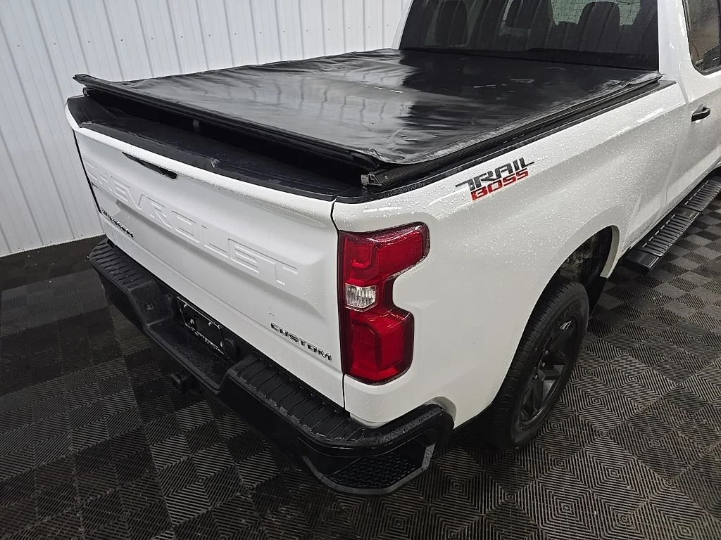 Used 2022 White Chevrolet Custom Trail Boss image 11