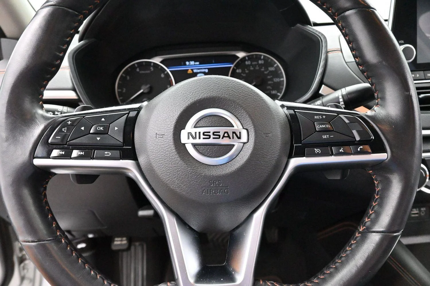 Used 2020 Brilliant Silver Metallic Nissan 2.5 SR image 16