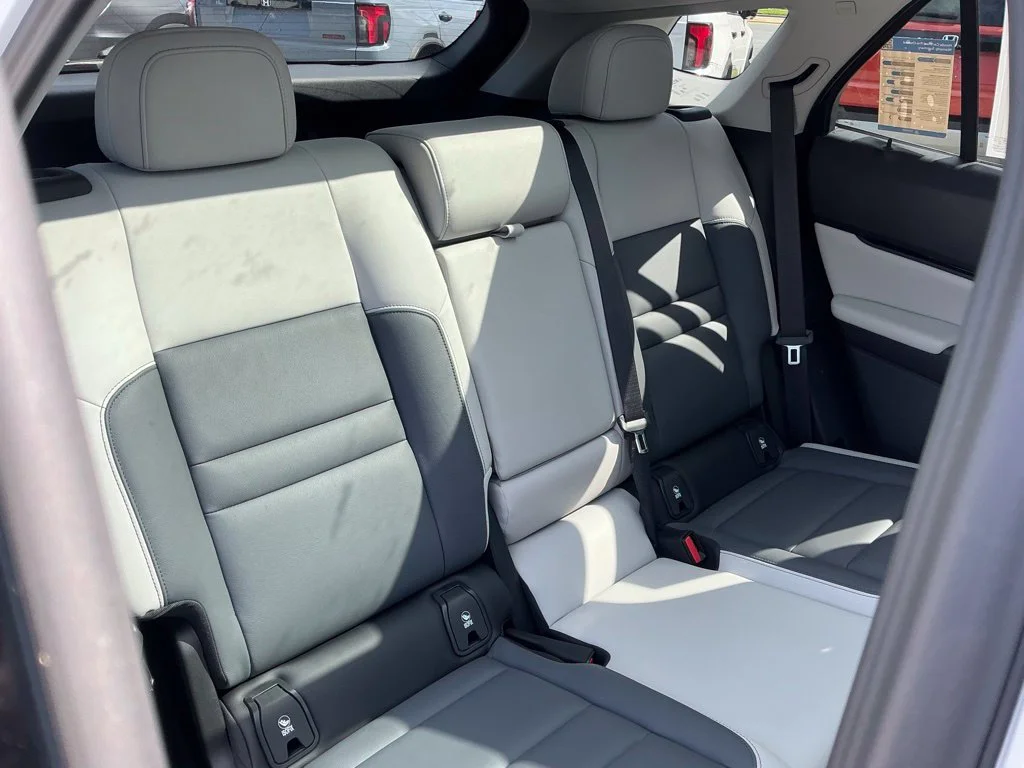Used 2025  Honda Touring image 16