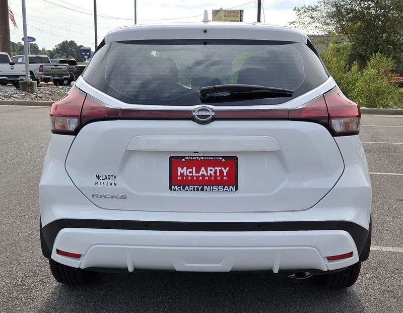 Used 2023 Fresh Powder NISSAN S FWD image 7