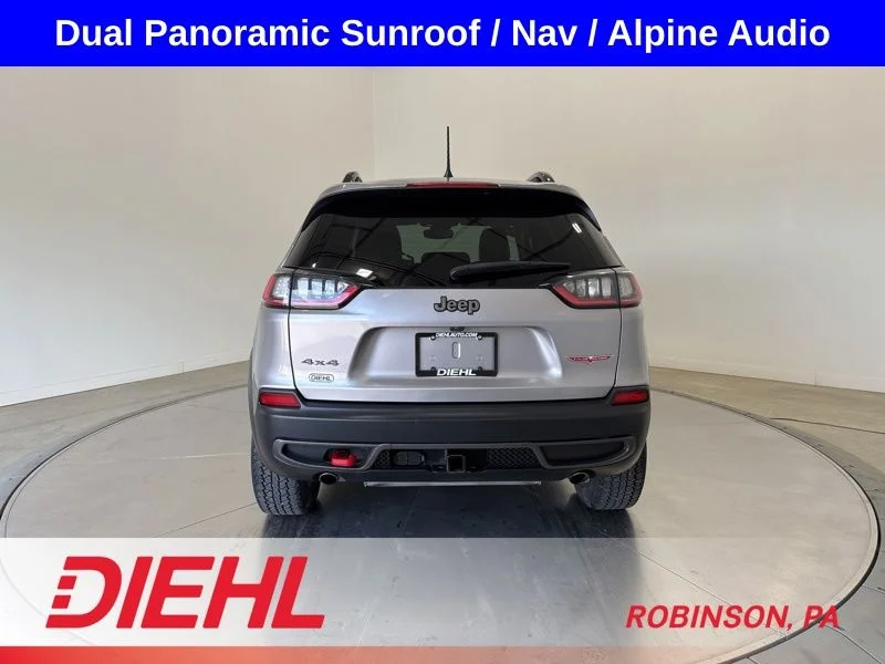 Used 2022 Silver Jeep Trailhawk image 6