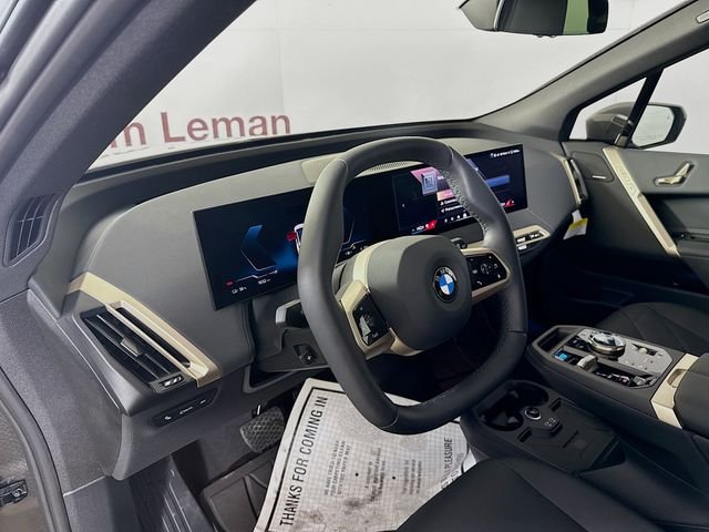 2026 BMW iX 45 - Photo 9