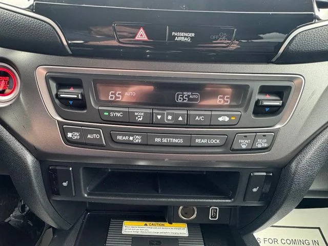 2022 Honda Pilot SE - Photo 31