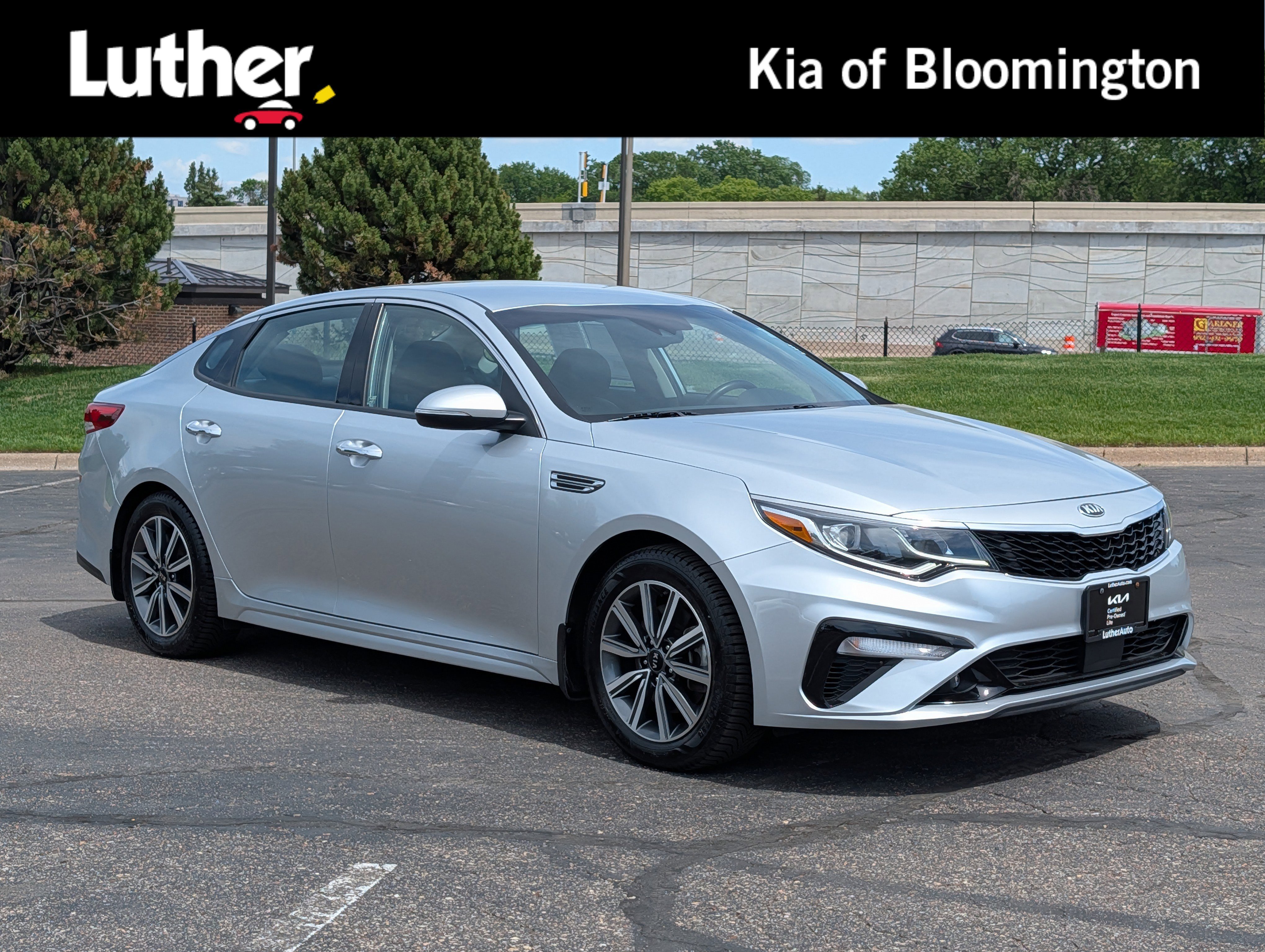 2019 Kia Optima EX AT's photo
