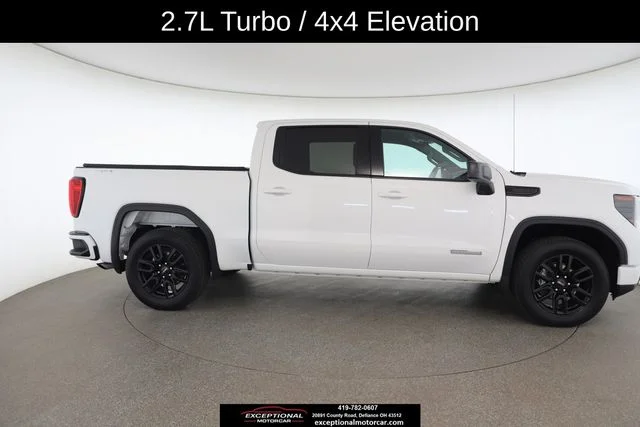 Used 2024 White GMC Elevation image 22