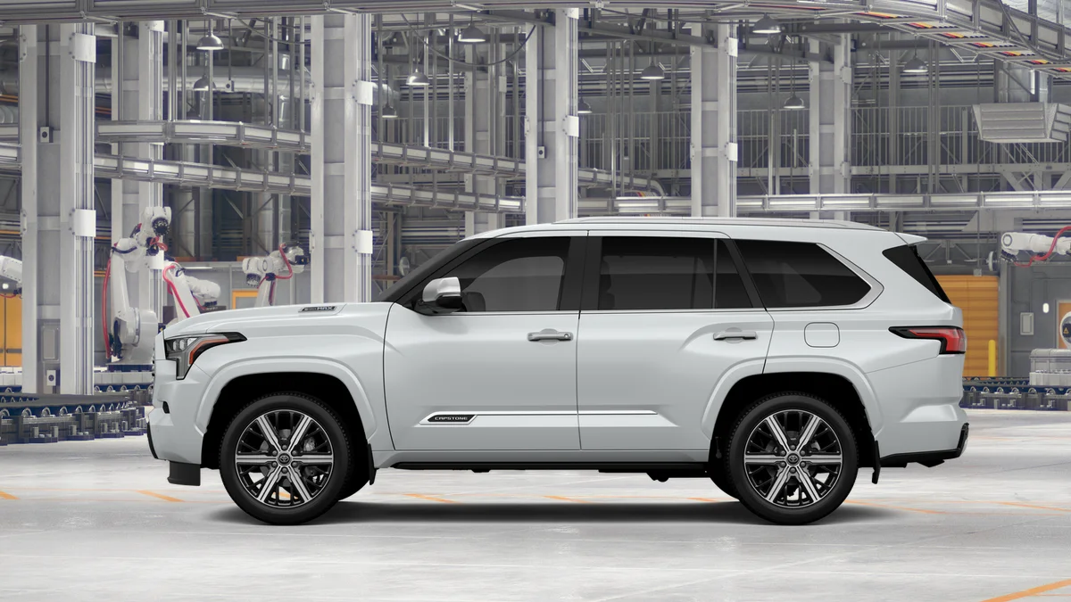New 2026 Wind Chill Pearl Toyota Capstone image 4