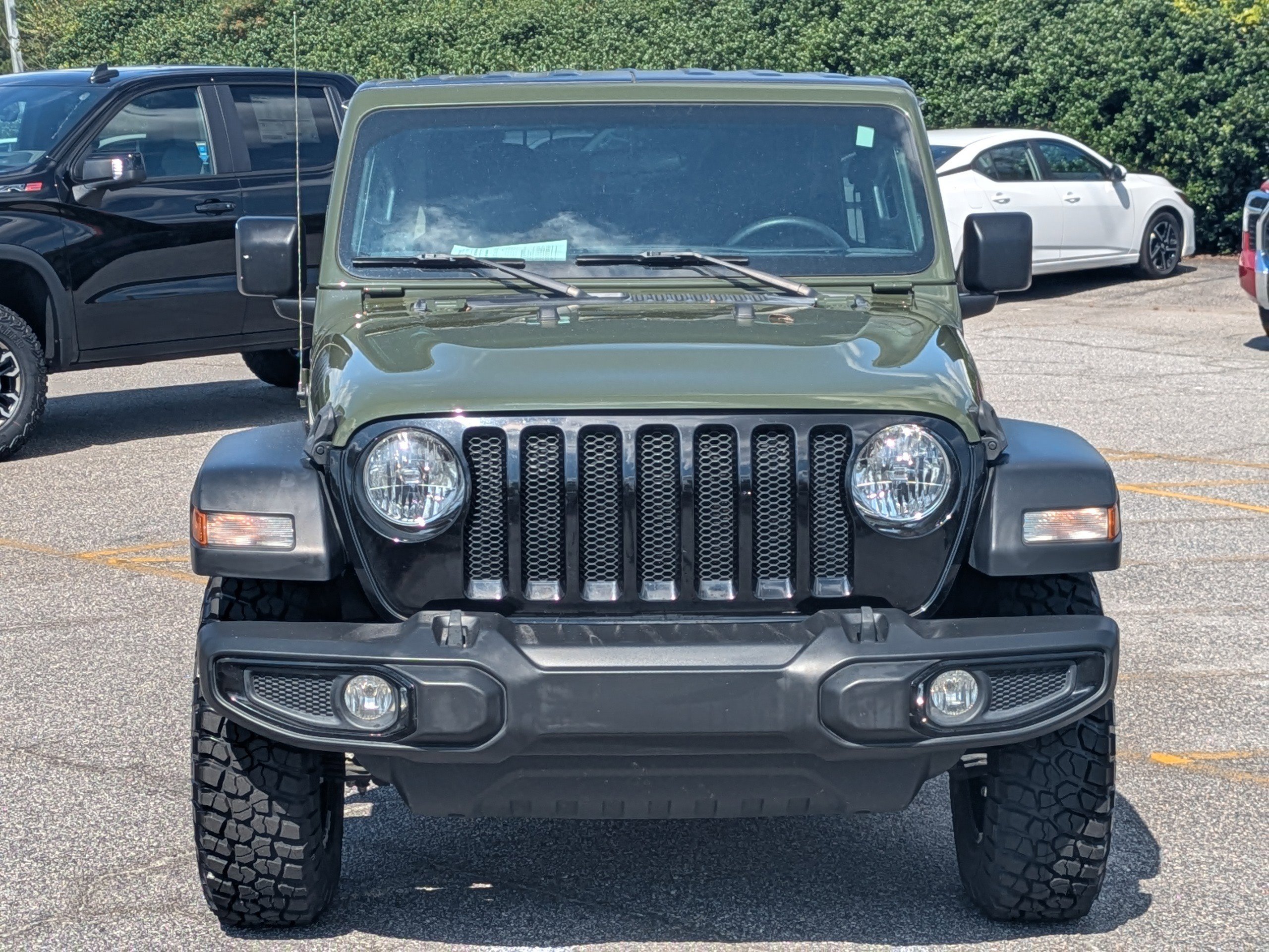 Used 2021 Sarge Green Clearcoat Jeep Unlimited Willys Sport image 9