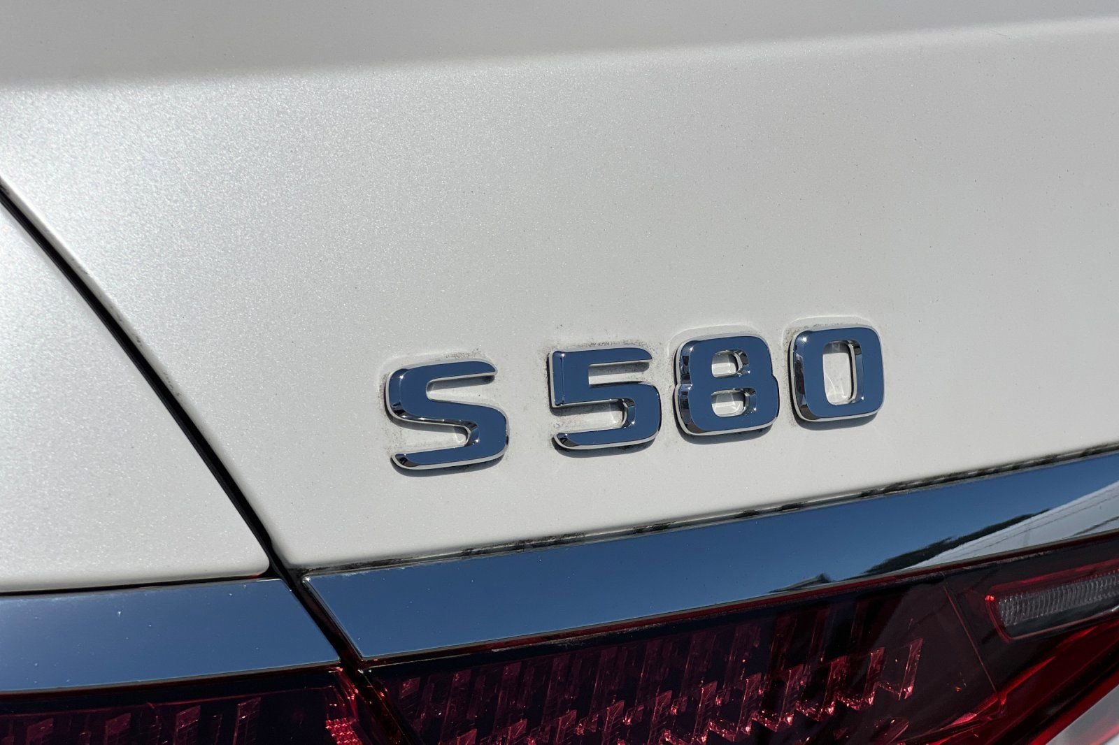 Used 2022  Mercedes-Benz S 580 image 12