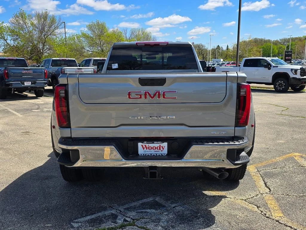 2026 GMC Sierra 3500HD SLT - Photo 9