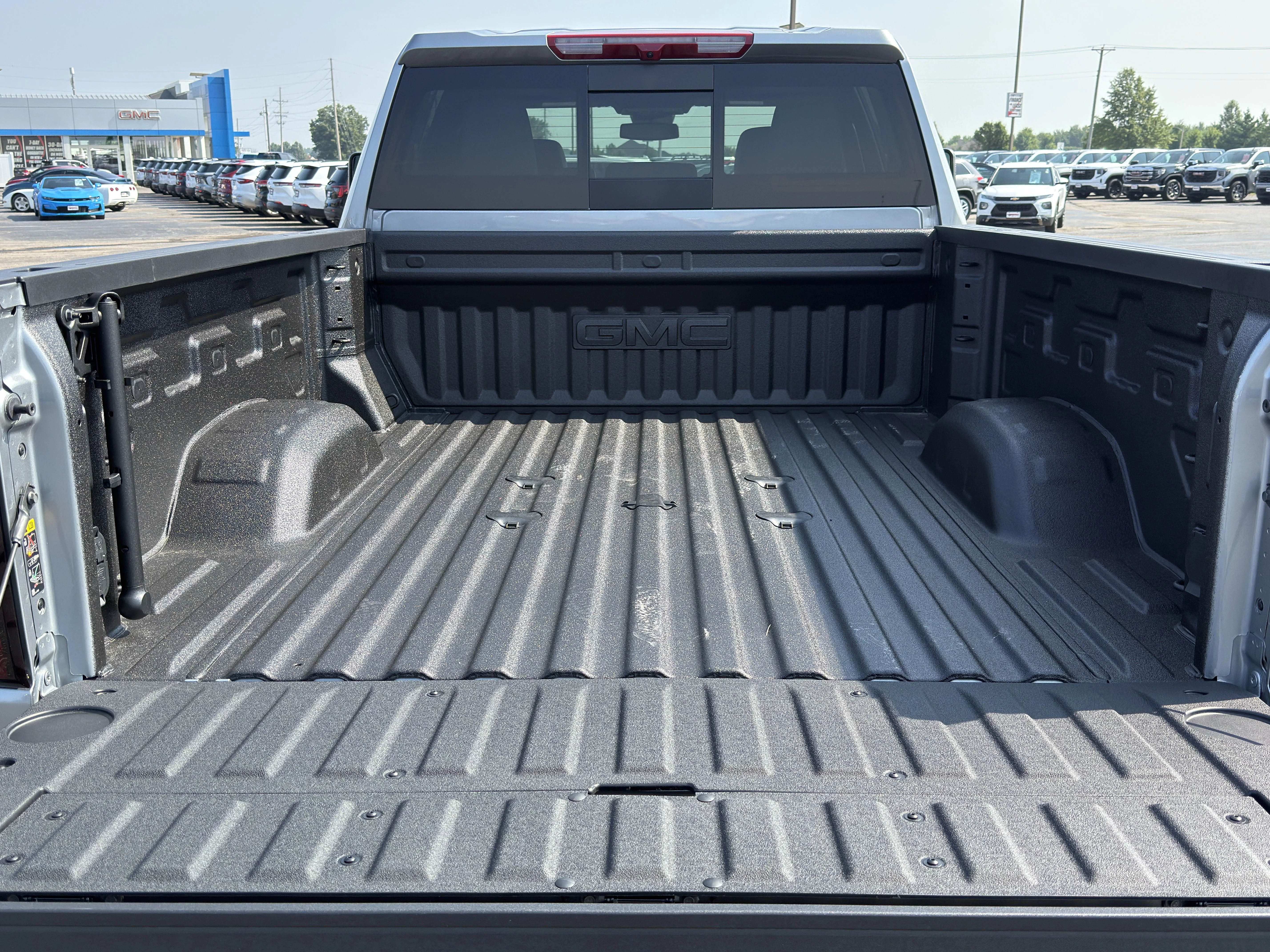 2026 GMC Sierra 2500HD SLT - Photo 11